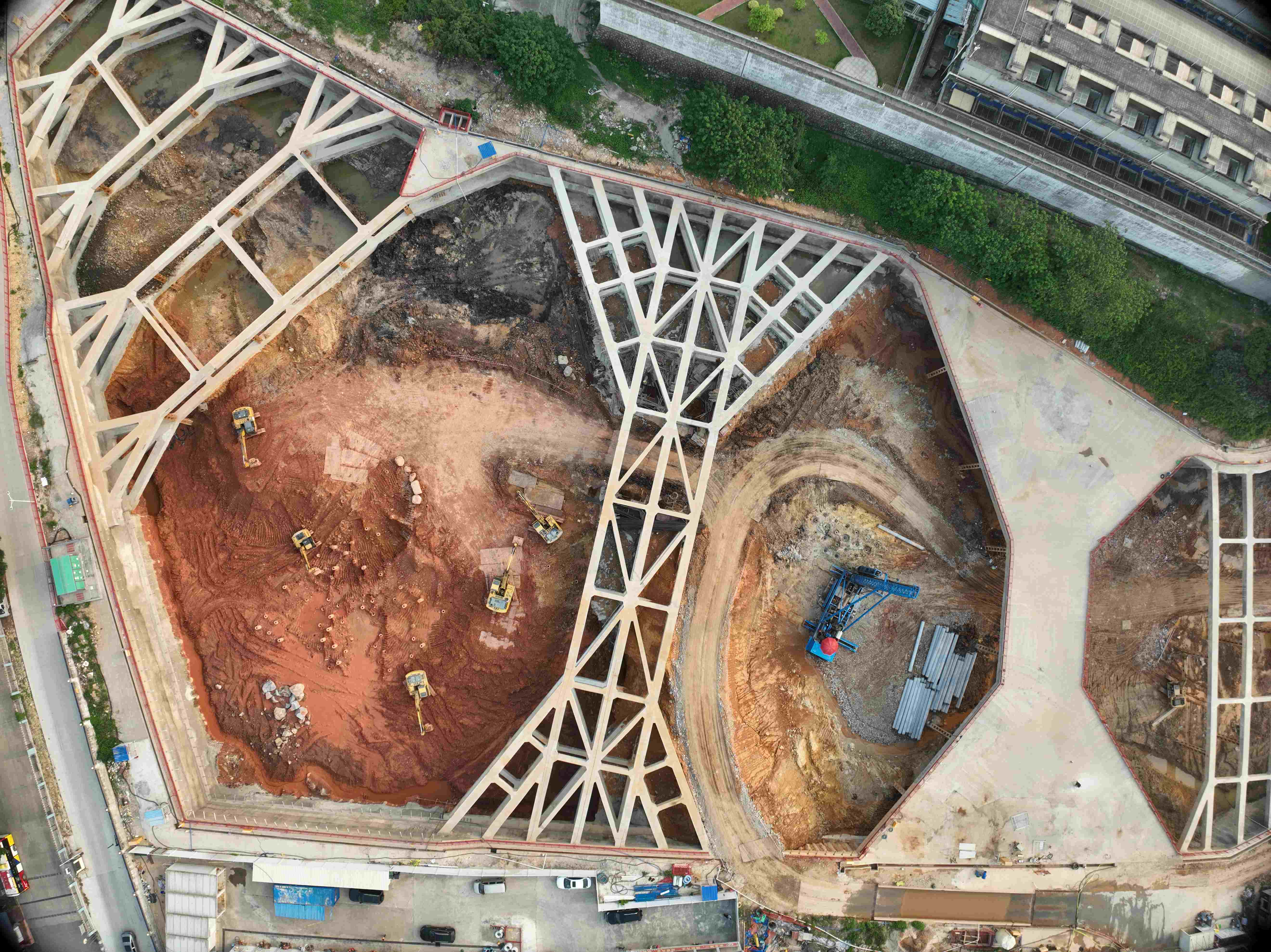 广州万科城市之光金融地块桩基及基坑支护工程2025.5.12-5.18施工剪影
